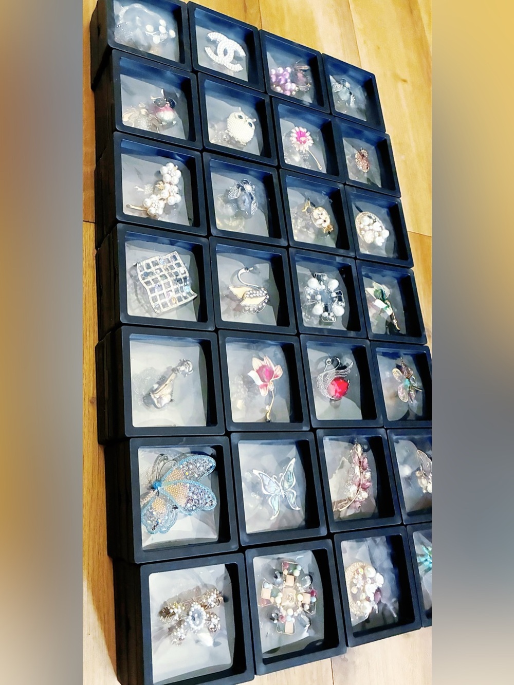 84 Boxes Boxed Brooch Pins Jewelry Lot Live Stream New Stock